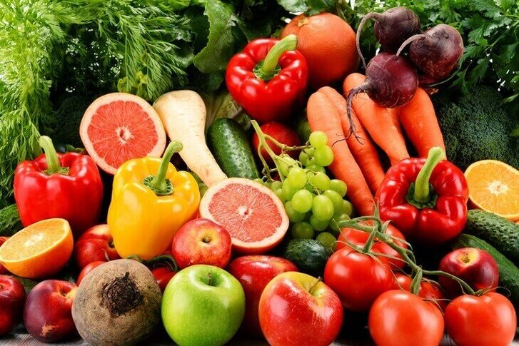 您的日常减肥饮食可以包括大多数蔬菜和水果